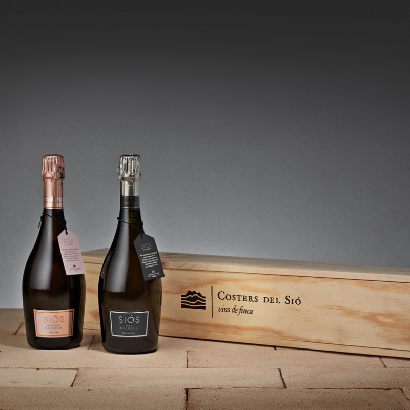 Wine lot Reserve Wine Siós Brut in wooden box